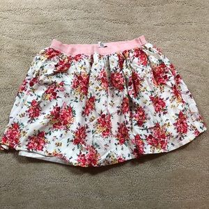 White and pink skirt